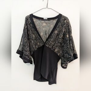 Suzy Shier Sheer floral top Size m